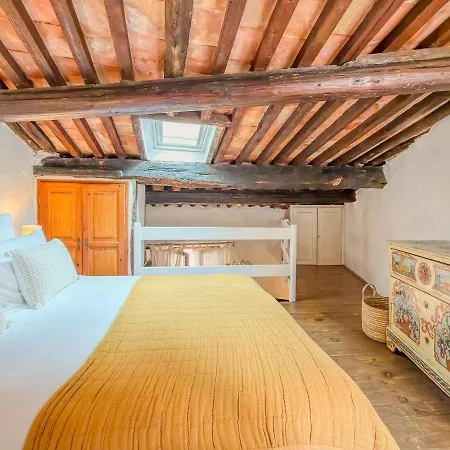 Chic Au Coeur Du Anime * Saint-Tropez