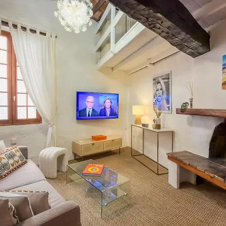 Chic Et Cosy Au Coeur De Tropez Apartment *